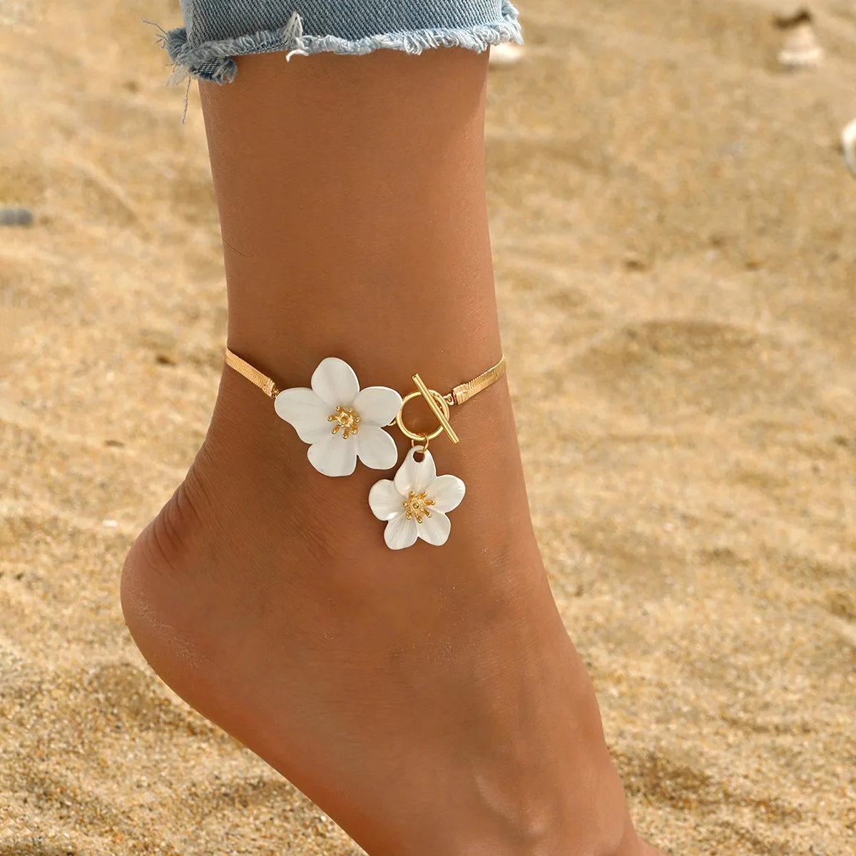 Elegant Flower Charm Anklet